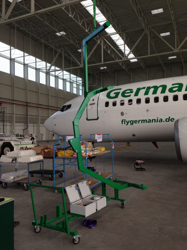 Metallkonstruktion in einer Fertigungshalle