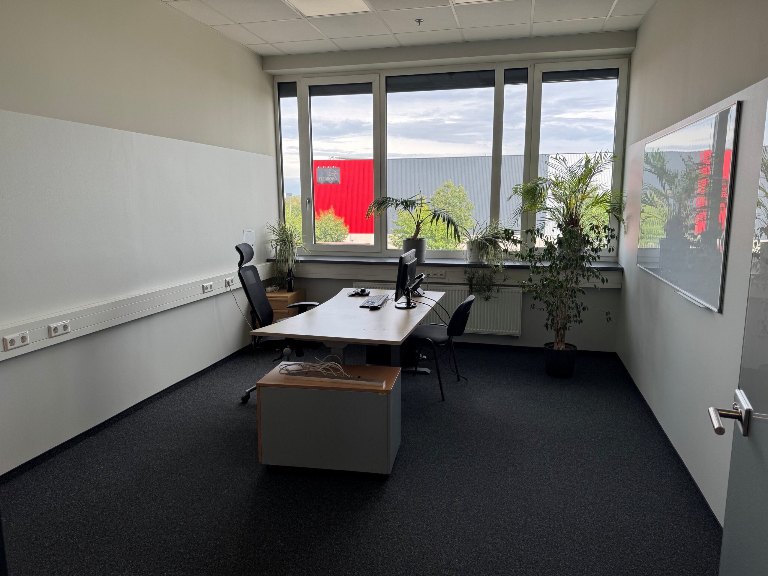 Bürofläche 19,70 m² / Office space 19.70 m²