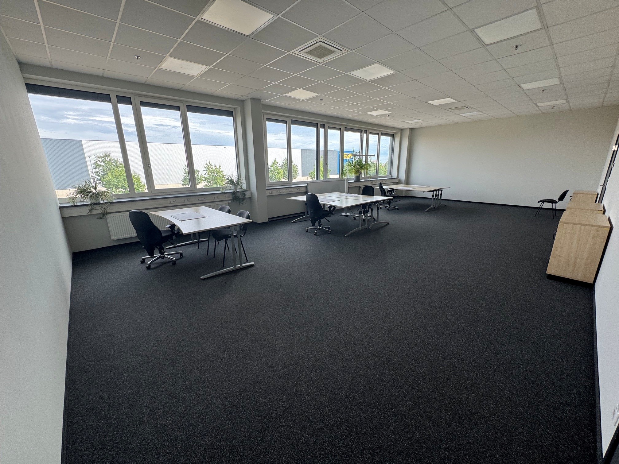 Bürofläche 79,02 m² / Office space 79.02 m²
