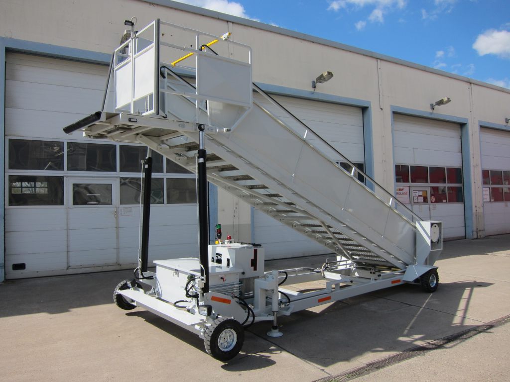 Mobile Passagiertreppe für Flugzeuge